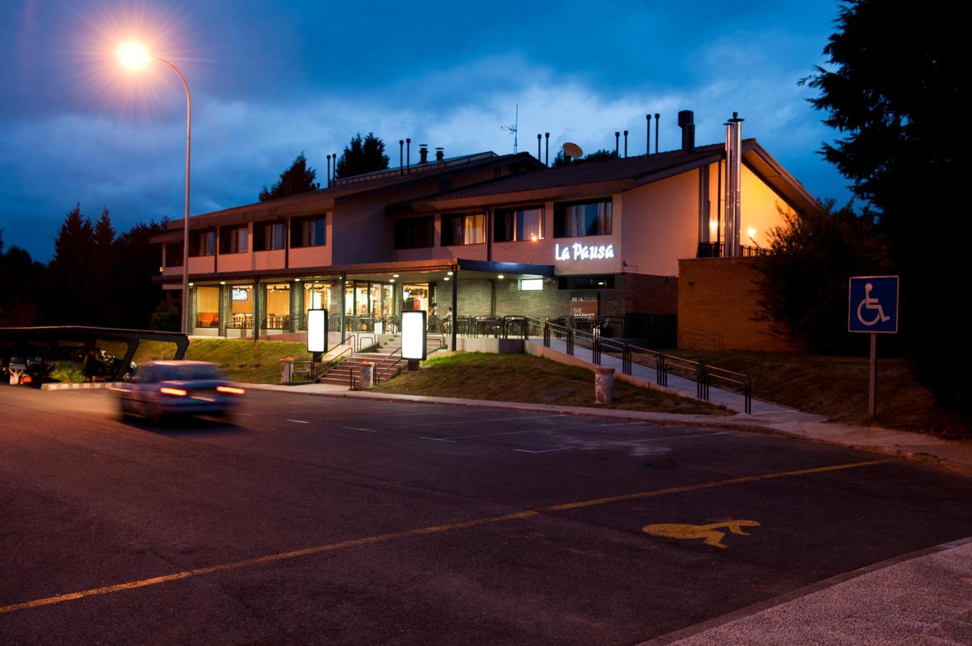As Hoteles Altube Zuia Eksteriør bilde