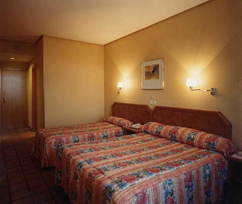 As Hoteles Altube Zuia Eksteriør bilde